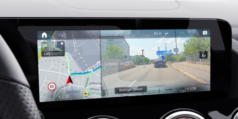 Realtà Aumentata MBUX per la navigazione