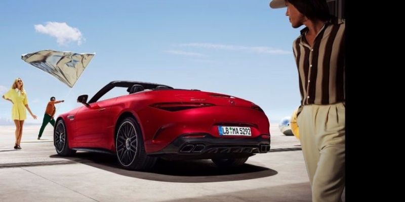 Vista posteriore con luci a LED