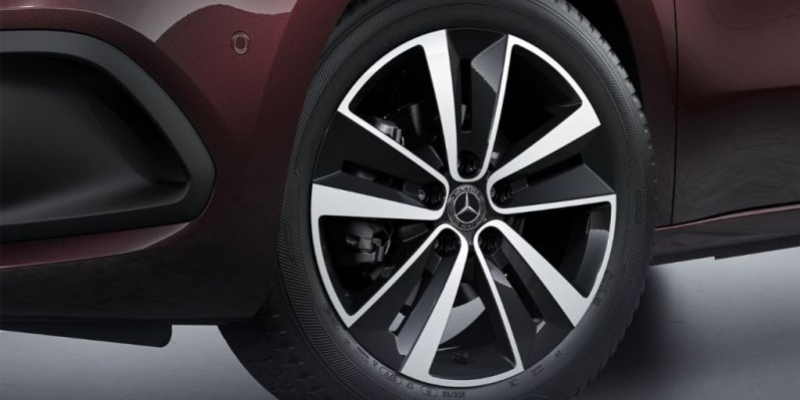 Cerchi in lega leggera da 17 pollici a 5 doppie razze