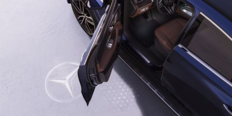 Illuminazione con Mercedes-Benz Pattern