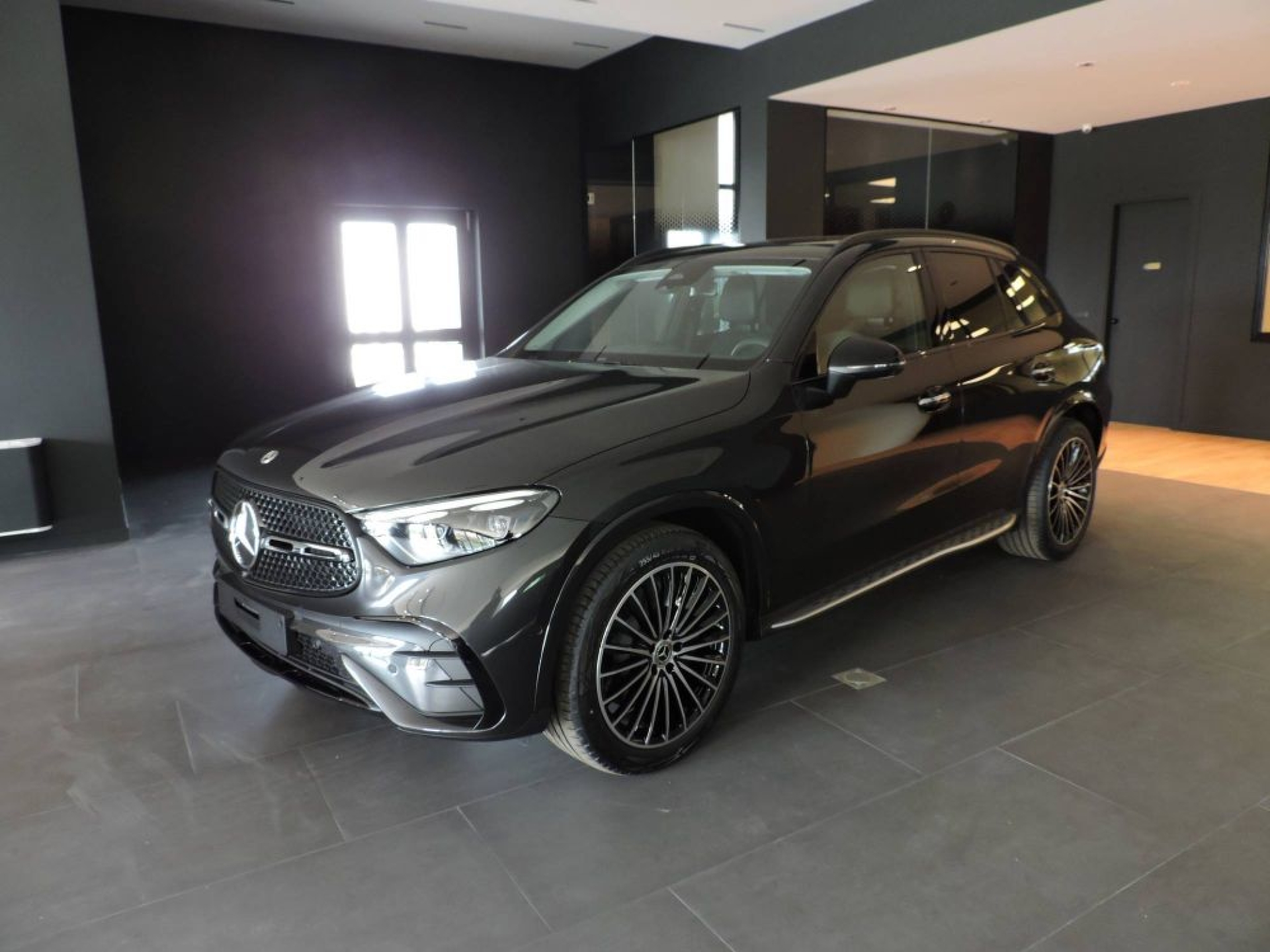 Mercedes-Benz GLC 220 d 4MATIC AMG Line ADVANCED