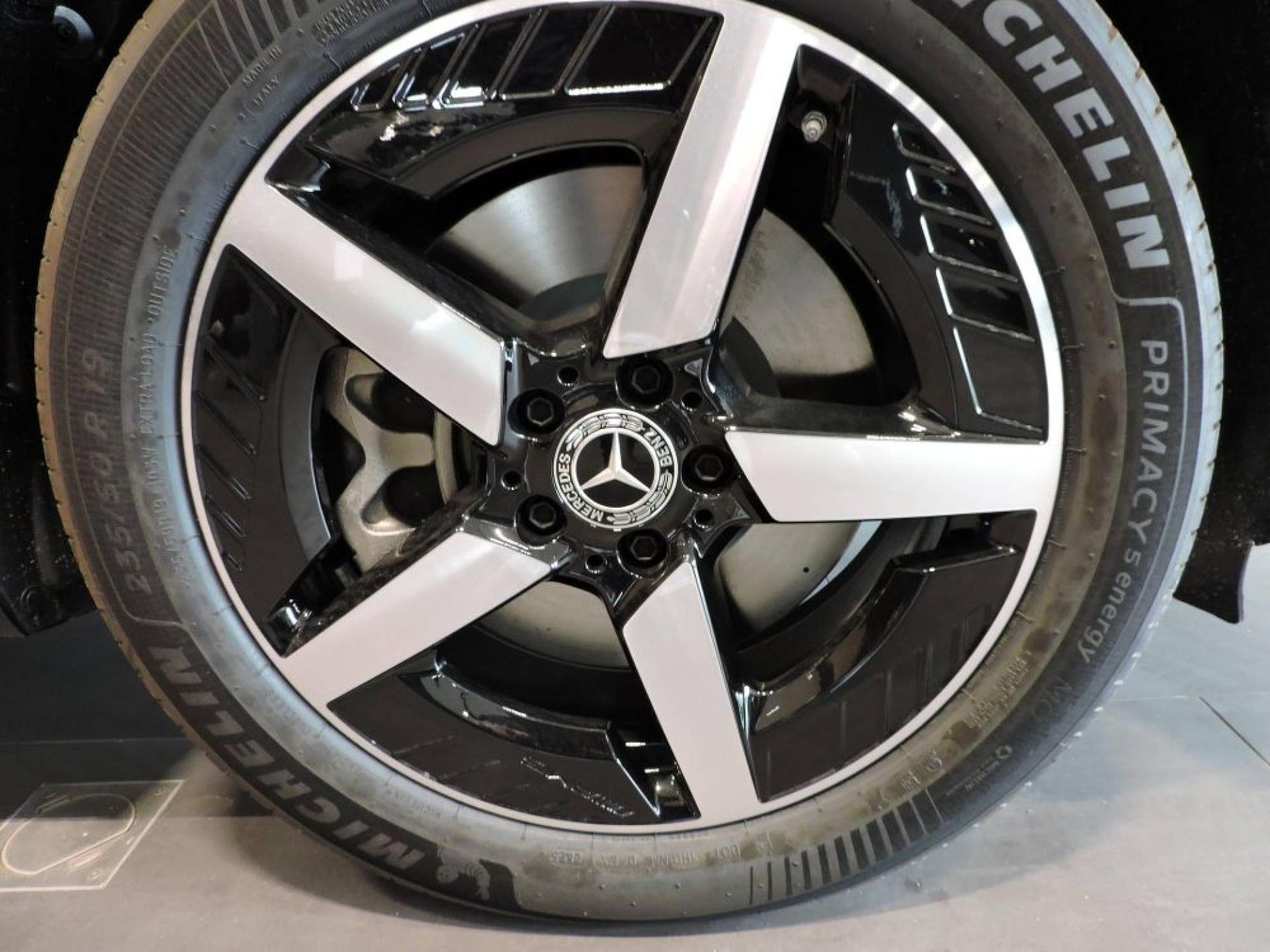 Mercedes-Benz GLB 250+ EQ AMG Line Advanced Plus