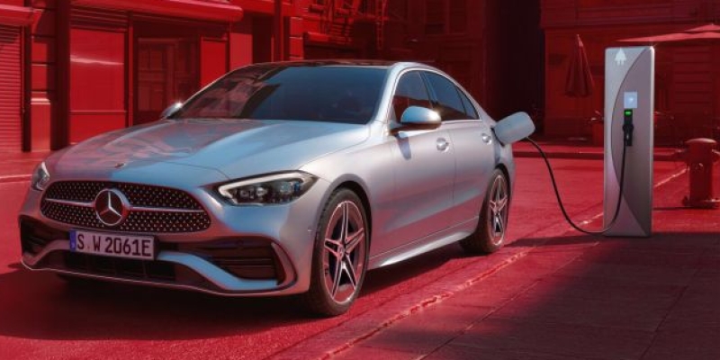 Classe C 300 e Berlina Plug-in Hybrid