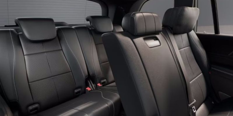 Terza fila di sedili