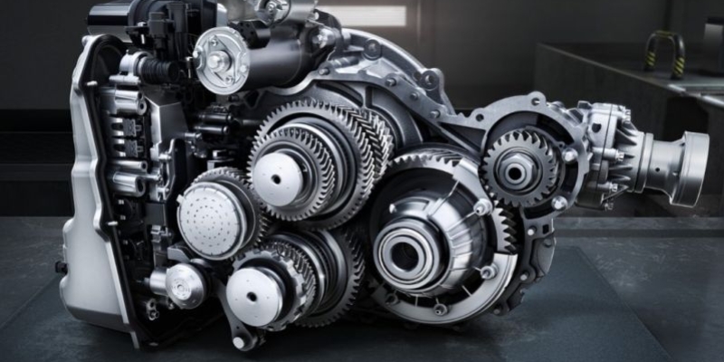 Cambio a 8 marce SPEEDSHIFT DCT AMG